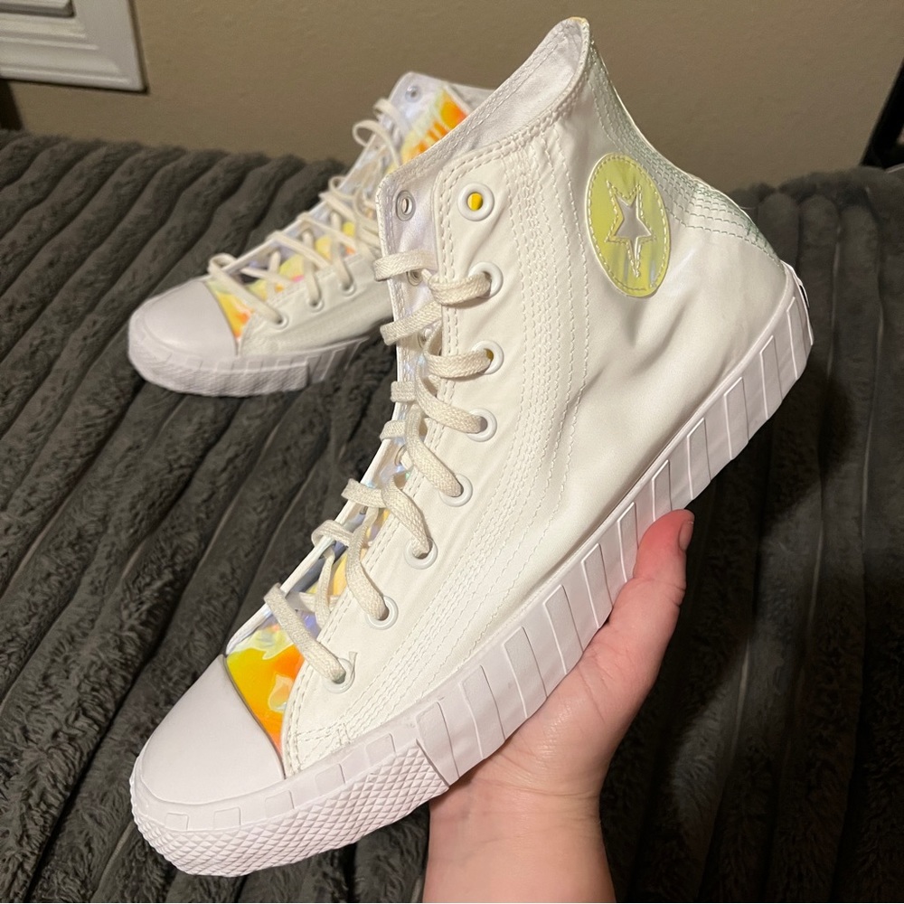 Converse High Tops Size 13